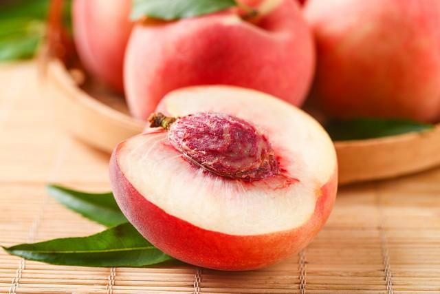 解锁夏日养生密码：桃子的食疗智慧